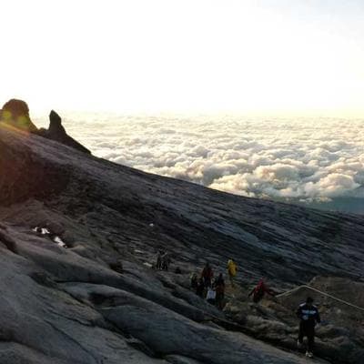 BEYOND LIMITS: Developing the Mindset to Build through Barriers
